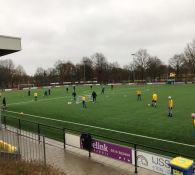 Sfeerimpressie eerste walking football wedstrijd bij DZC'68