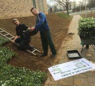 Talud wordt beplant door 