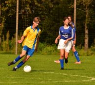 Wedstrijd DZC'68 JO16-3G - SV Halle JO16-1G in foto's