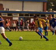 Wedstrijd DZC'68 JO16-3G - SV Halle JO16-1G in foto's