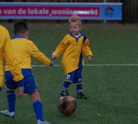 Opkomst Mini's - JO11-3 tijdens de wedstrijd DZC'68 1 - SDVB 1