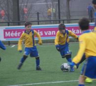 Onze Player escort tijdens DZC'68 1 - vv Hierden 1