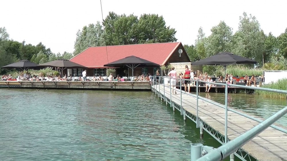 BeachClub & Kabelwaterskibaan Stroombroek verlengt sponsorcontract