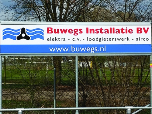 Buwegs Installatie BV met nieuw bord op 2e ring!