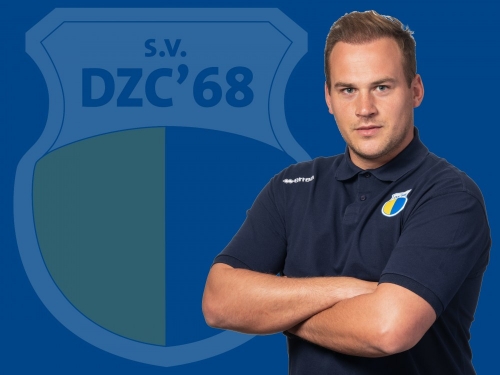 Jos van der Veen verlengt contract bij DZC’68