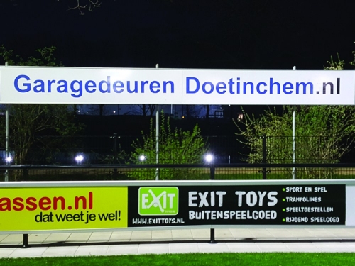 Garagedeuren Doetinchem.nl bordsponsor DZC'68