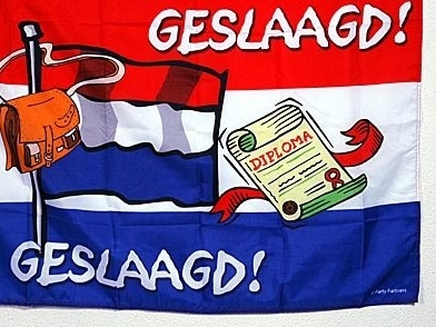 GESLAAGD, Gefeliciteerd