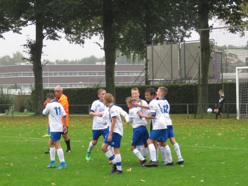 Wedstrijdverslag Venray JO13-1 - DZC'68 JO13-1