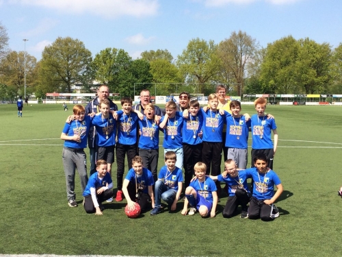 Kampioenen festijn bij DZC'68 (update 22-5-2017)