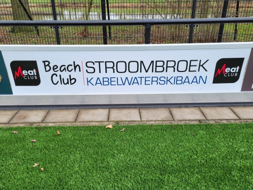 BeachClub & Kabelwaterskibaan Stroombroek verlengt bij DZC'68